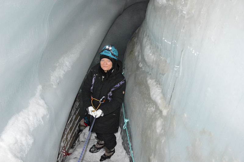 36 Laila on the way down into Icecave