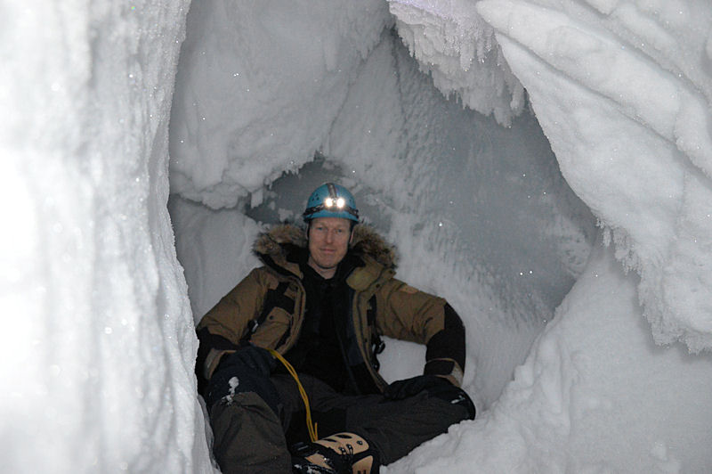 50 Tomas icecave end of road