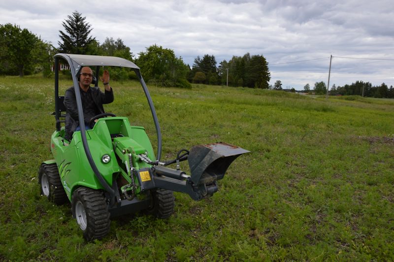 June 2014 109 kim tractor 1