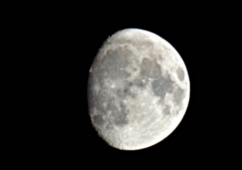 MOON NOV 19 2018 800