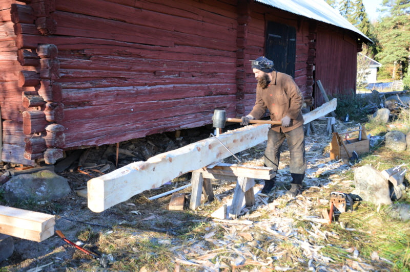 barn carpenter last day 800