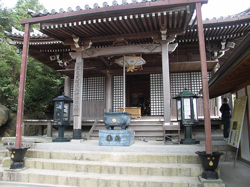 x Japan temple 2